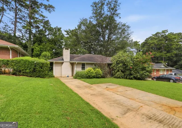 Photo 2 of Single family home for sale at 2030 Mark Trl, Decatur, GA 30032 | MLS# 10820015 | Listing updated on 2026-09-30
