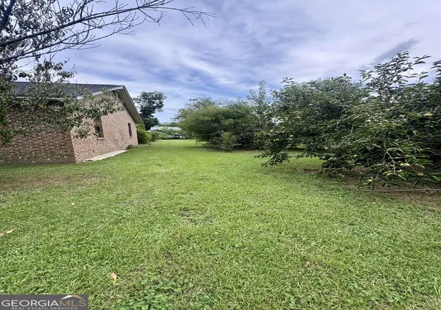 Photo 2 of Single family home for sale at 33 Hester St, Hazlehurst, GA 31539 | MLS# 10834709 | Listing updated on 2026-10-06