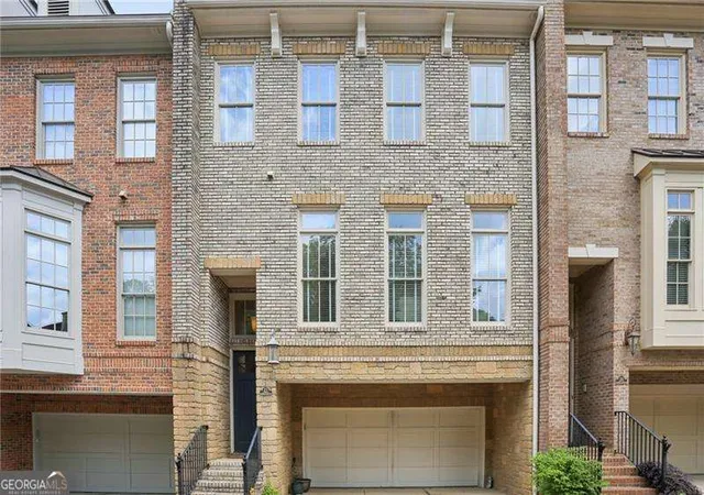2nd image of 12 Candler Grove Dr, Decatur, GA 30030 | MLS# 10811359