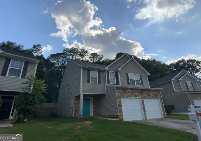 2nd image of 7809 Newbury Dr, Jonesboro, GA 30236 | MLS# 10782396