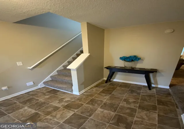 3rd image of 7809 Newbury Dr, Jonesboro, GA 30236 | MLS# 10782396