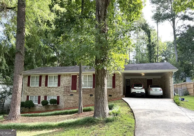 Photo 1 of Sale Pending at 866 Killian Hill Rd Sw, Lilburn, GA 30047 | MLS# 10788938 | Listing updated on 2026-09-15