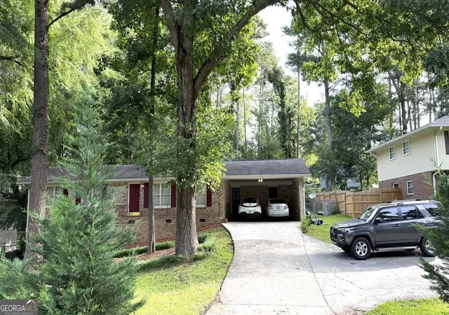Photo 2 of Sale Pending at 866 Killian Hill Rd Sw, Lilburn, GA 30047 | MLS# 10788938 | Listing updated on 2026-09-15