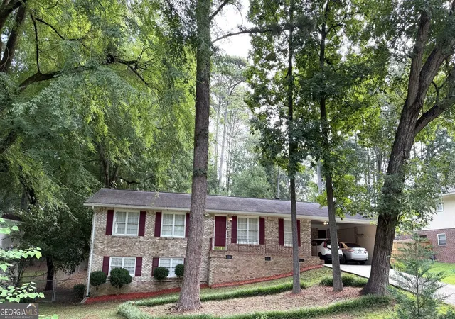 Photo 3 of Sale Pending at 866 Killian Hill Rd Sw, Lilburn, GA 30047 | MLS# 10788938 | Listing updated on 2026-09-15