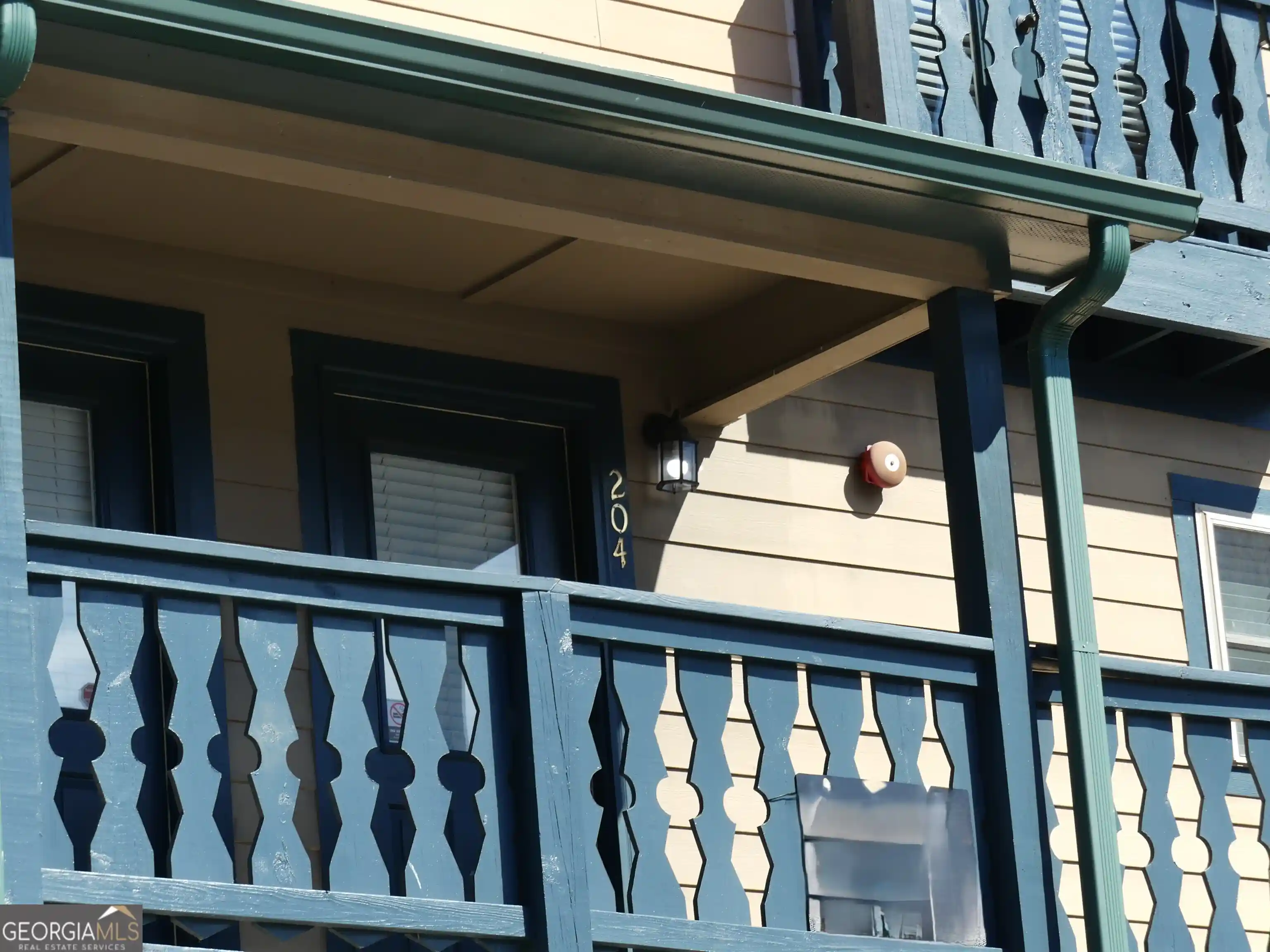 Listing Photo 2 - Condo for sale in 26-204 Midway St located at 26-204 Midway St, Helen, GA 30545 - Unit #203 / DOOR #204