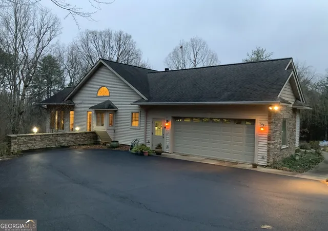1st image of 54 Four Seasons Lndg, Blairsville, GA 30512 | MLS# 10780471