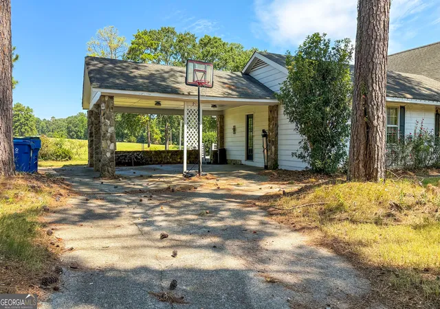 Photo 4 of Single family home for sale at 5931 Brassie Ridge Ln, Ellenwood, GA 30294 | MLS# 10832990 | Listing updated on 2026-09-08