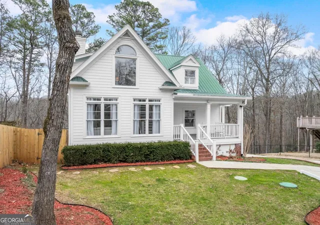Photo 3 of Single family home for sale at 3852 Clubhouse Dr, Gainesville, GA 30501 | MLS# 10776672 | Listing updated on 2026-06-16