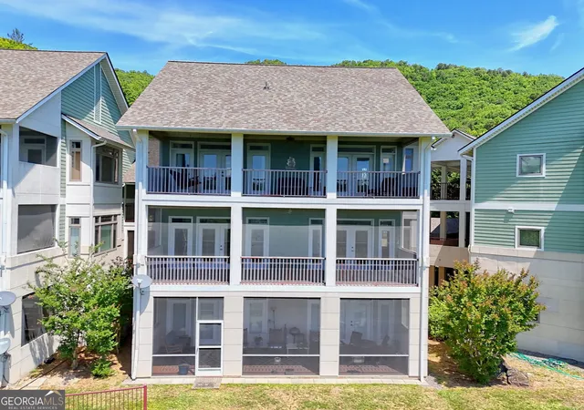 4th image of 300 Banister Dr, Clayton, GA 30525
