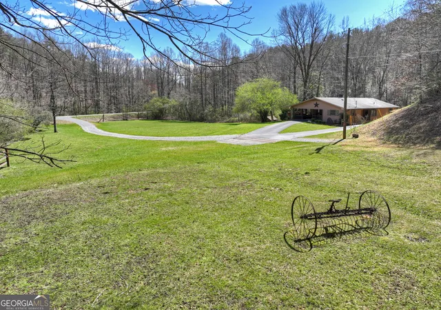 Photo 3 of Single family home for sale at 3693 Boardtown Rd, Ellijay, GA 30540 | MLS# 10724969 | Listing updated on 2026-04-17