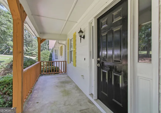 Photo 2 of Single family home for sale at 226 David Larsen Dr, Stockbridge, GA 30281 | MLS# 10835455 | Listing updated on 2026-10-09