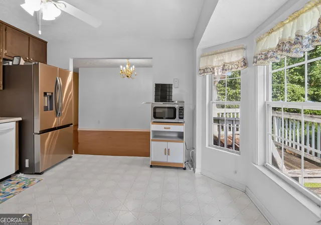 3rd image of 506 Creek View Pl, Mcdonough, GA 30252 | MLS# 10805513