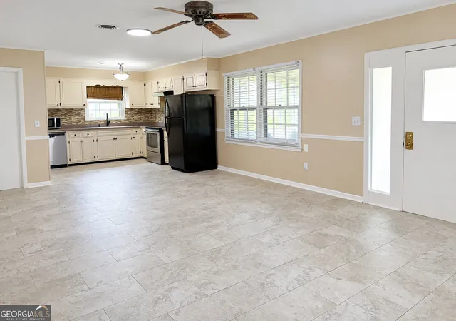 Homes for sale in Vidalia, GA | 1808 Rossway Dr, Vidalia, GA 30474 | MLS# 10803911