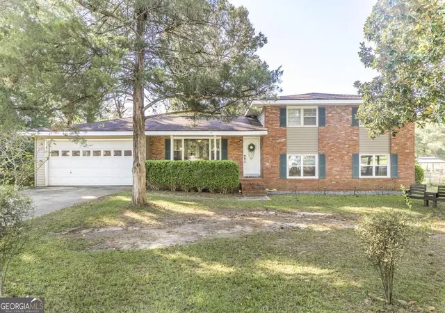 Photo 1 of Single family home for sale at 110 Crestwood Rd, Centerville, GA 31028 | MLS# 10872959 | Listing updated on 2026-10-28