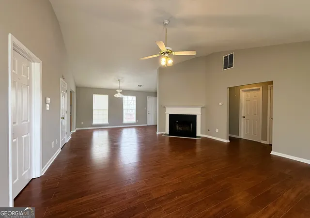 Photo 3 of Sale Pending at 5609 Eagles Feather Ln, Riverdale, GA 30274 | MLS# 10717586 | Listing updated on 2026-05-31