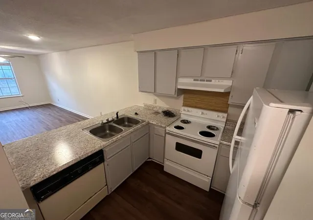 3rd image of 222 Lanier Dr #209, Statesboro, GA 30458 | MLS# 10829226