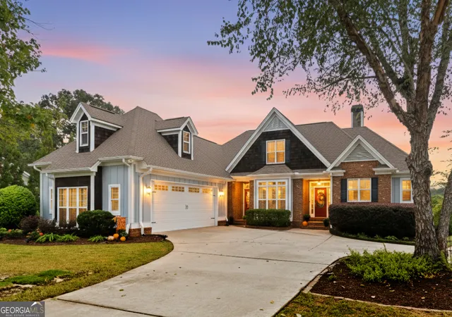 Photo 3 of Single family home for sale at 676 Lake Park N Dr, Griffin, GA 30224 | MLS# 10737118 | Listing updated on 2026-08-13