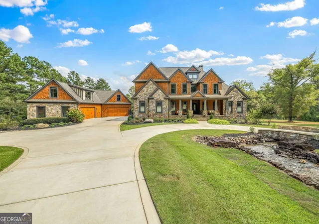 Photo 2 of Mansion for sale at 400 Harmony Rd, Eatonton, GA 31024 | MLS# 10742436 | Listing updated on 2026-06-20