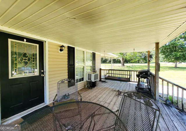 Photo 3 of Single family home for sale at 986 Johnson Rd, Hogansville, GA 30230 | MLS# 10833885 | Listing updated on 2026-09-23