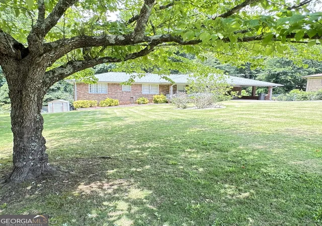 2nd image of 6136 Queens Rd, Douglasville, GA 30135 | MLS# 10798979