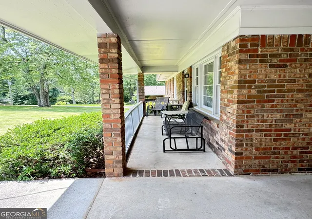 5th image of 6136 Queens Rd, Douglasville, GA 30135 | MLS# 10798979