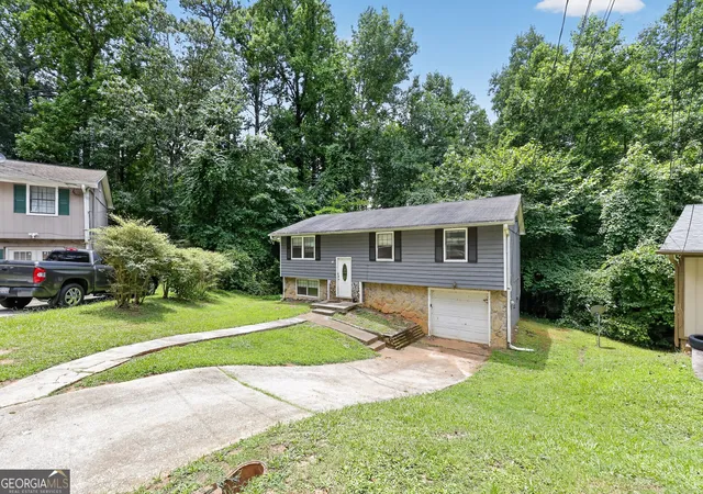 Photo 4 of Single family home for sale at 6108 Cherokee Valley Way, Lithonia, GA 30058 | MLS# 10808049 | Listing updated on 2026-08-13