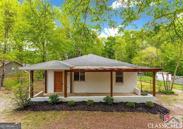 Single family home for sale at 130 Woody Ln, Athens, GA 30605 | MLS# 10881735