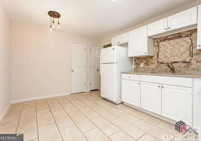 Photo 4 of Single family home for sale at 130 Woody Ln, Athens, GA 30605 | MLS# 10881735 | Listing updated on 2026-10-30