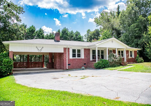 Photo 1 of Single family home for sale at 105 Sharp Dr, Carrollton, GA 30117 | MLS# 10836593 | Listing updated on 2026-09-14