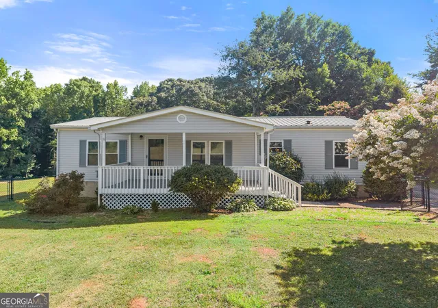 Homes for sale in Mount Airy, GA | 638 Hazel Creek Rd, Mount Airy, GA 30563 | MLS# 10788427