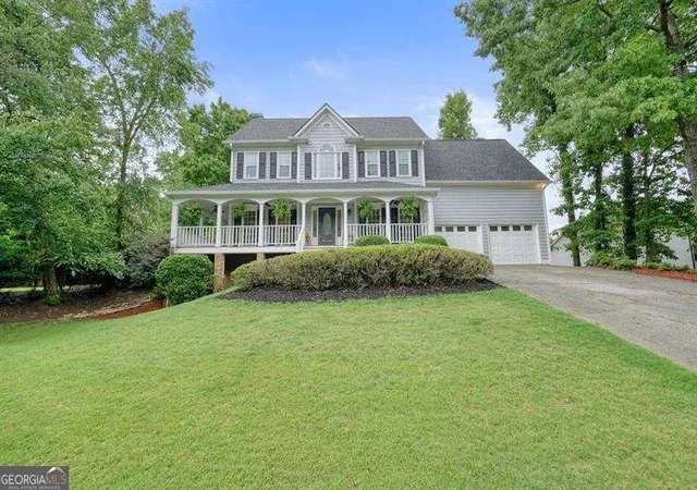 1st image of 1011 Fairway Valley Dr, Woodstock, GA 30189 | MLS# 10814915