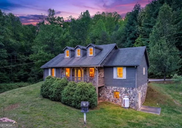 Photo 3 of Single family home for sale at 353 Sunrise Rd, Blue Ridge, GA 30513 | MLS# 10766975 | Listing updated on 2026-10-16