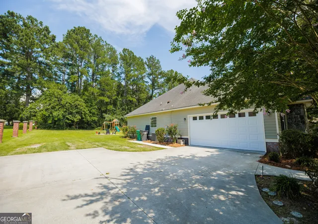 Homes for sale in Valdosta, GA | 3207 Stafford Crossing Road, Valdosta, GA 31605 | MLS# 10797473