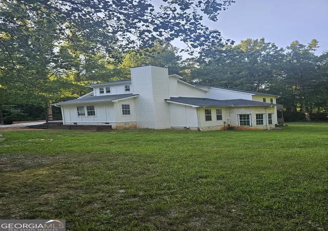 Photo 2 of Single family home for sale at 3300 Stewart Lake Rd, Monroe, GA 30655 | MLS# 10832122 | Listing updated on 2026-09-14