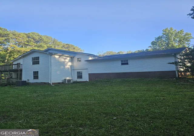 Photo 3 of Single family home for sale at 3300 Stewart Lake Rd, Monroe, GA 30655 | MLS# 10832122 | Listing updated on 2026-09-14