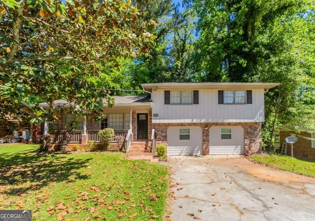 Photo 1 of Single family home for sale at 802 San Miguel Dr, Stone Mountain, GA 30083 | MLS# 10622803 | Listing updated on 2026-09-23