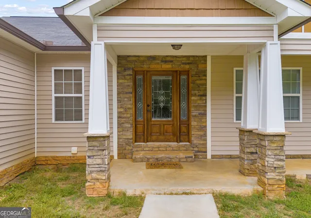 Homes for sale in Maysville, GA | 2810 Hwy 98, Maysville, GA 30558 | MLS# 10718617