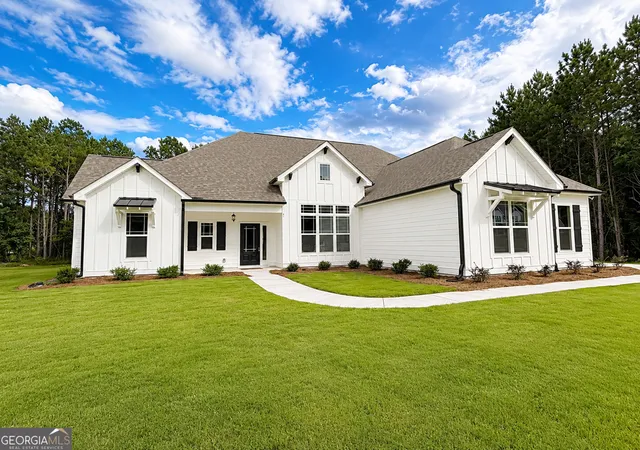 Photo 1 of Single family home for sale at 41 Commanche Cir #55, Locust Grove, GA 30248 | MLS# 10718615 | Listing updated on 2026-07-25