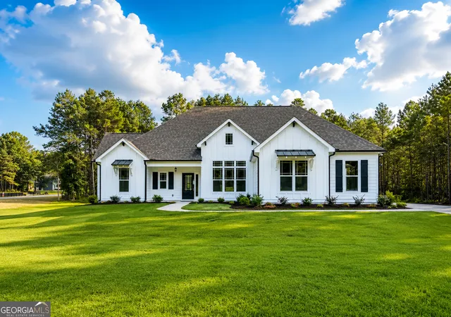 Photo 2 of Single family home for sale at 41 Commanche Cir #55, Locust Grove, GA 30248 | MLS# 10718615 | Listing updated on 2026-07-25