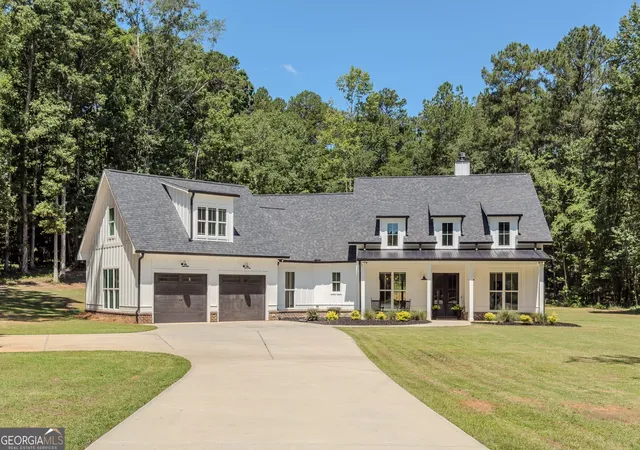 Photo 1 of Single family home for sale at 1010 Holland Springs Rd, Madison, GA 30650 | MLS# 10809254 | Listing updated on 2026-09-08