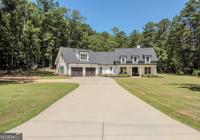 Photo 2 of Single family home for sale at 1010 Holland Springs Rd, Madison, GA 30650 | MLS# 10809254 | Listing updated on 2026-09-08