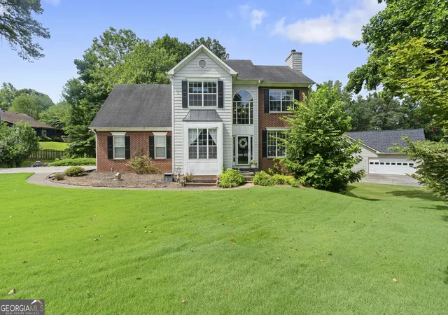 Homes for sale in Sugar Hill, GA | 5660 Bridle Glen Dr, Sugar Hill, GA 30518 | MLS# 10801644