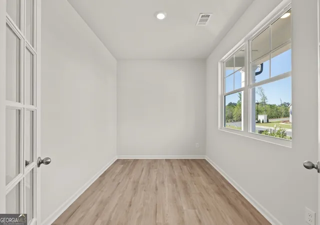 3rd image of 3881 Donetta Dr, Atlanta, GA 30349 | MLS# 10783526