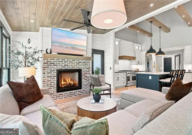 2nd image of 180 Burnett Wy, Alpharetta, GA 30009 | MLS# 10799549