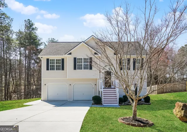 Photo 1 of Single family home for sale at 9450 Pebble Crk Ct, Villa Rica, GA 30180 | MLS# 10757184 | Listing updated on 2026-10-22