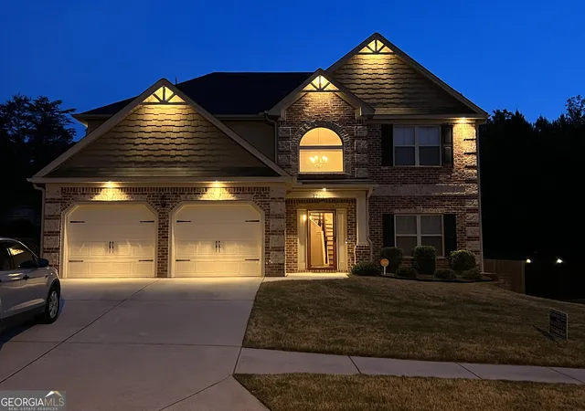 2nd image of 7701 Stone Meadow Trl, Lithonia, GA 30058 | MLS# 10741400