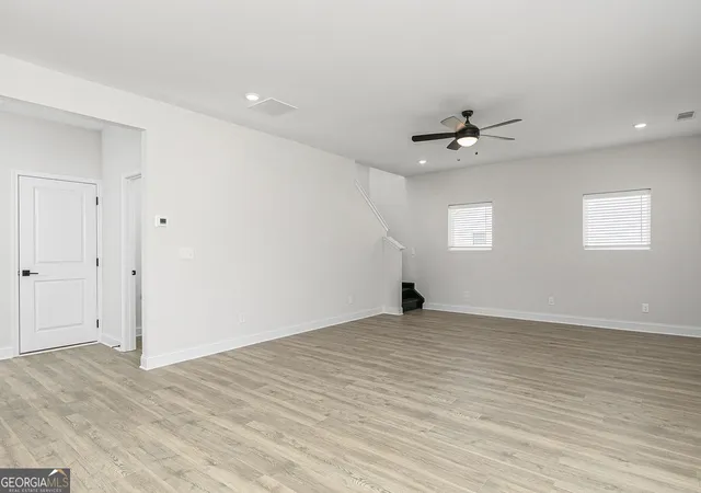 Photo 4 of Single family home for sale at 568 Cantrell Dr, Dallas, GA 30157 | MLS# 10761521 | Listing updated on 2026-09-07