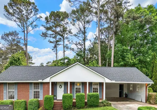 3rd image of 5597 Bob White Cir Nw, Lilburn, GA 30047 | MLS# 10816836