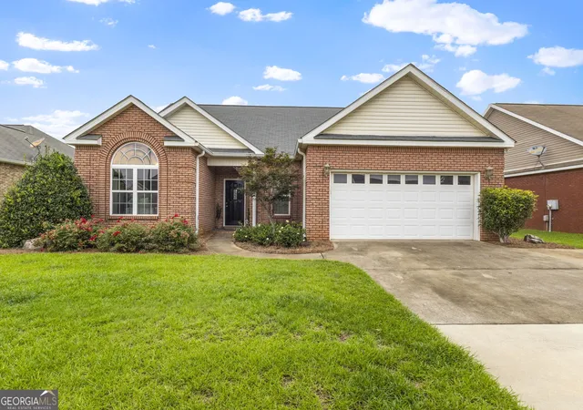 Homes for sale in Warner Robins, GA | 104 Witherspoon Ct, Warner Robins, GA 31088 | MLS# 10797409