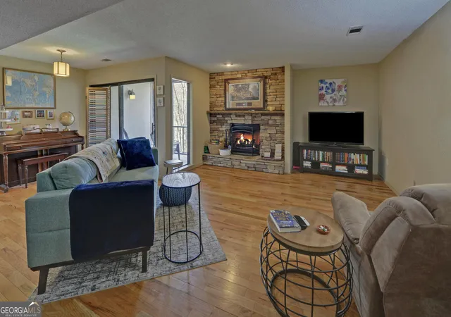 1st image of 605 Candler St #BLDG C UNIT 3, Gainesville, GA 30501 | MLS# 10728204